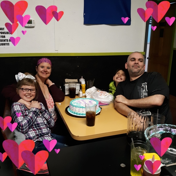 Meet your Posher, Sandy - Picture 1 of 1